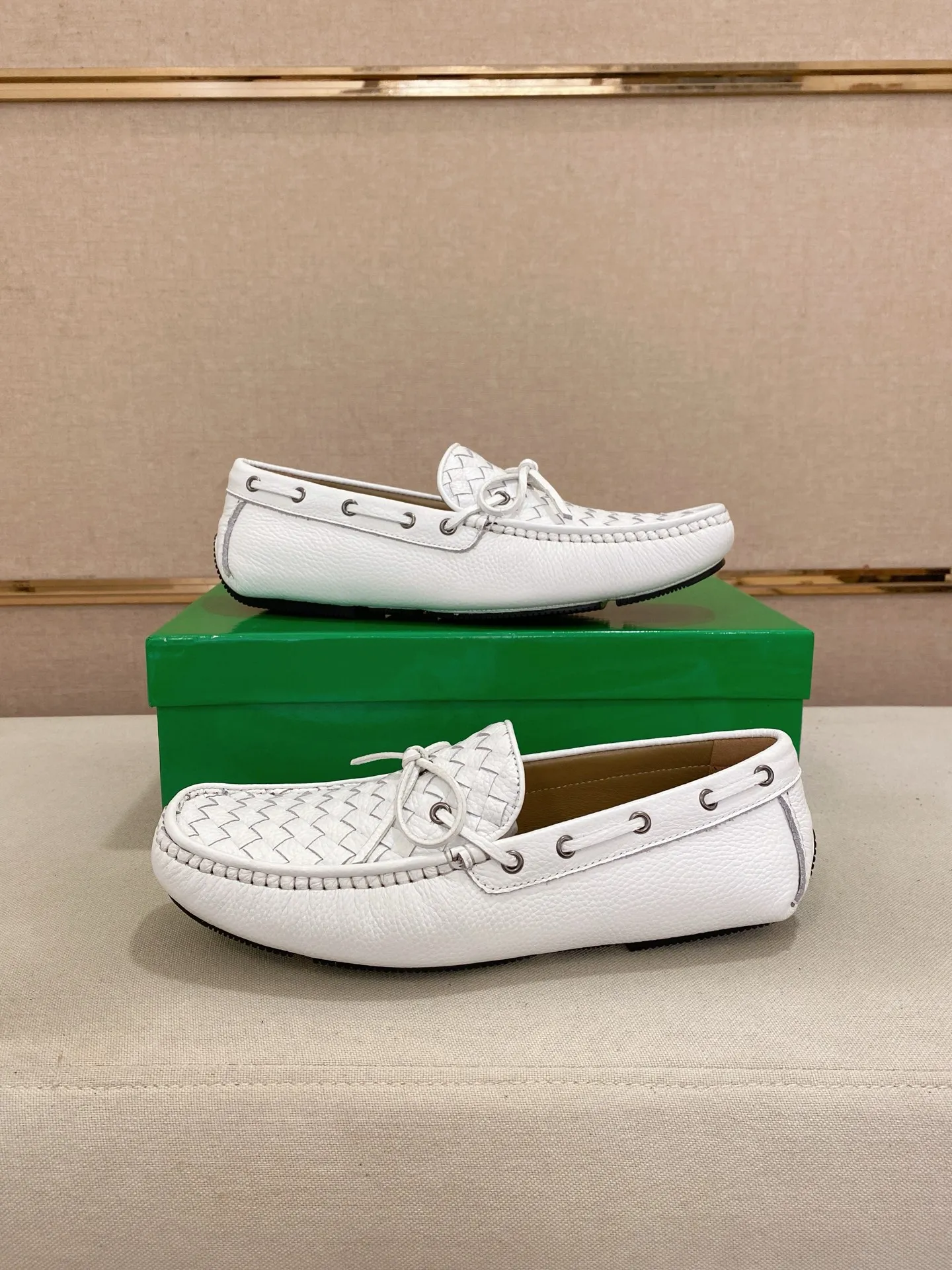 Men's shoes 💰 400💰 (Niu Li + Niu Pad) [BV] latest hot style‼ ️Casual men's shoes, uppers imported deer pattern first-layer cowhide ➕Full imported cowhide lining✔️Exquisite workmanship, excellent foot feel, special rubber soles✔️, cool and fashionable, the latest fashion, fashionable outsole, hurry up. Code number: 38-44 (can be customized to 37.45, non-refundable)